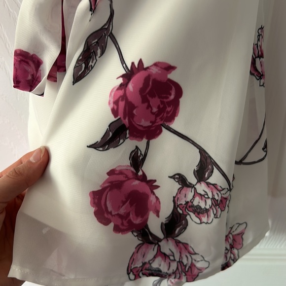 White Floral Mini Dress - Picture 6 of 7